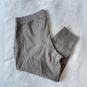 Torrid women’s Taupe leggings 3X